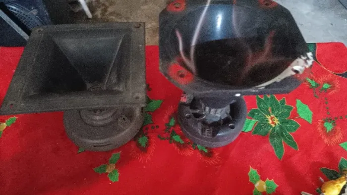 Par de cornetas - R$ 120