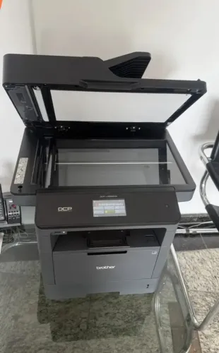 Multifuncional brother laser l5652
