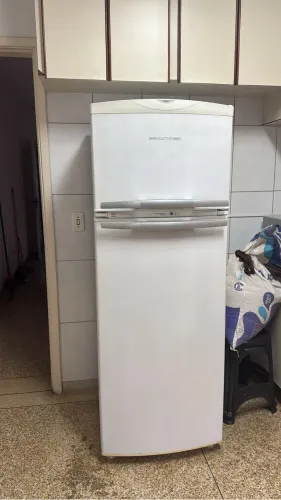 Geladeira frost free