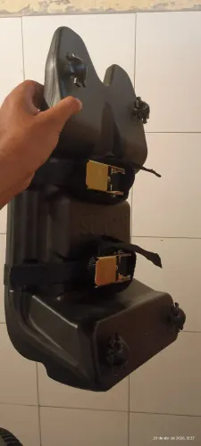 Suporte Universal para baú de moto