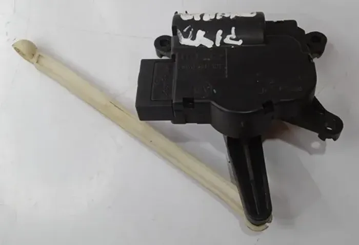 Motor Atuador Ar Amarok 2012 3093694    01