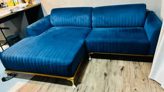 VENDA SOFÁ VELUDO EUCALIPTO 