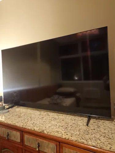 Tv samsung 65 polegadas menos de 2anos de uso defeito é somente placa de led custa 98 reai