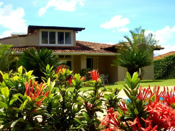 Casa com 4 quartos à venda, 300m² - Maria Candida