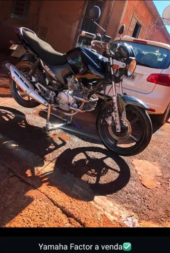 Moto a venda