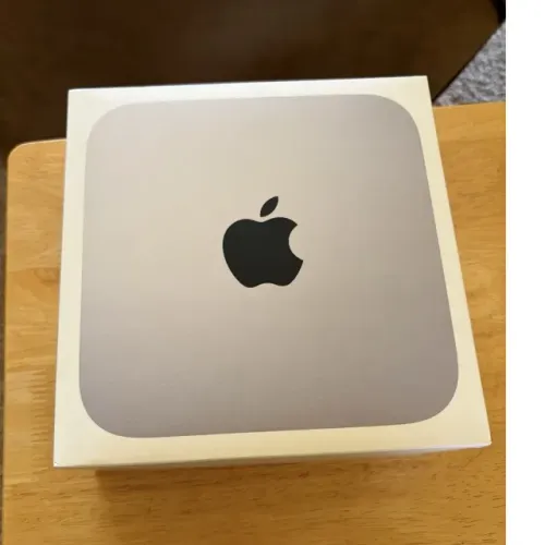 Mac mini M2 8GB de ram 256GB SSD.