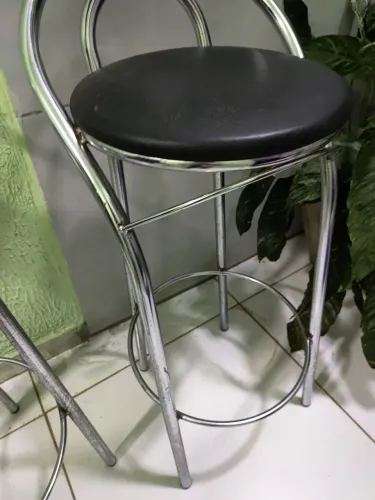 Conjunto de Banquetas Usadas