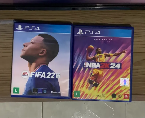 FIFA 22 e NBA 2k24 para ps4 $100 cada!
