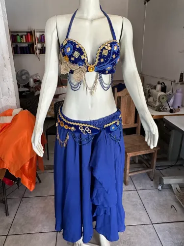 Vende-se roupa para dança do ventre 