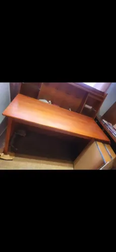 Mesa de madeira Tok&stok