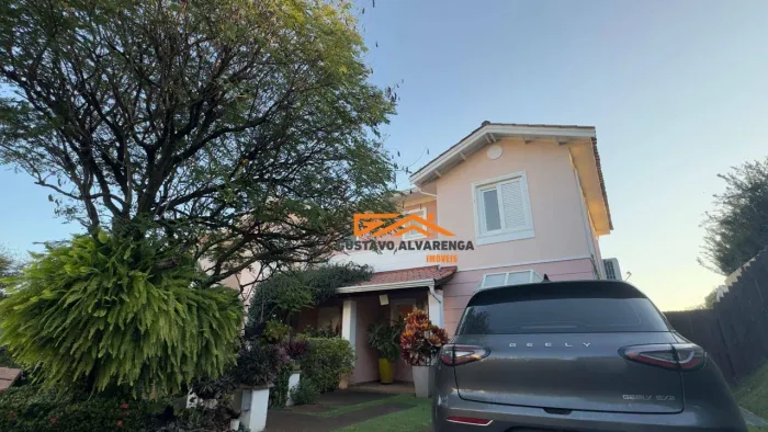 Casa com 3 dormitórios para alugar, 140 m² por R$ 7.360,00/mês - Loteamento Residencial Vi