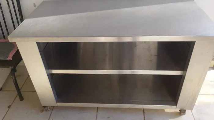 MESA DE INOX TOPISSIMA
