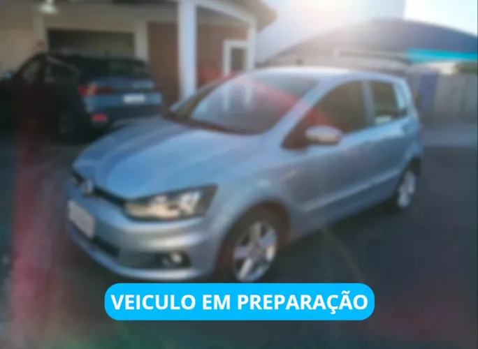 Volkswagen Fox Highline 1.6 Flex 16V 5P 2015