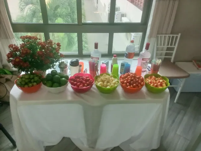Roskeiro e garçom 