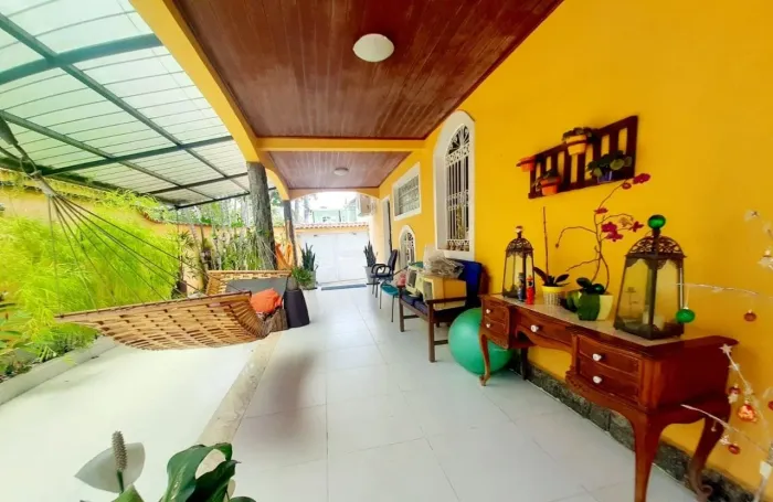 Casa com 4 dormitórios à venda, 320 m² por R$ 1.200.000,00 - Vila Valqueire - Rio de Janei