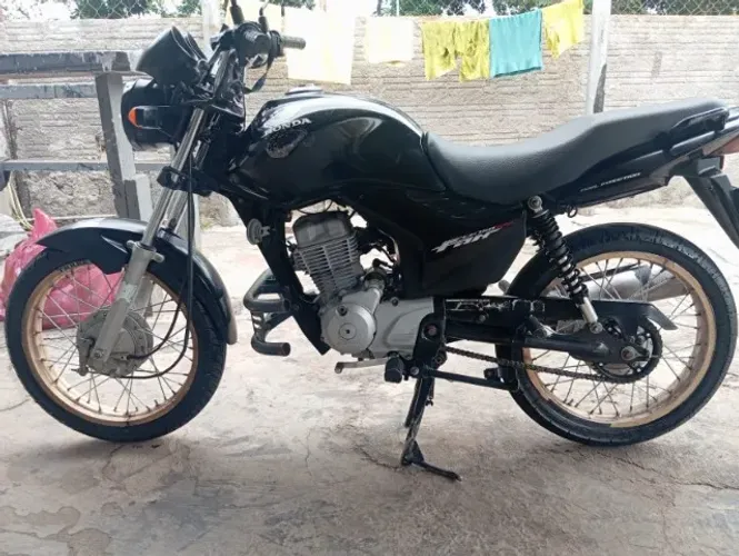 Moto Fan 150 ESI