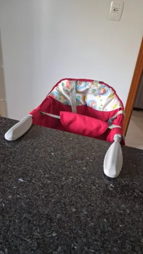 Cadeirinha de Mesa Tutti Baby até 15kg