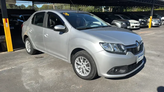 Renault Logan Expression Hi-flex 1.6 8V 4P 2016