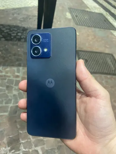 Moto G 84