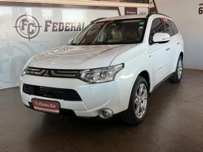 Mitsubishi Outlander 3.0/ GT 3.0 V6 Aut. 2015