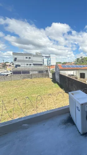 APARTAMENTO SEMI MOBILIADO PARA ALUGUEL ANUAL EM PONTA NEGRA.