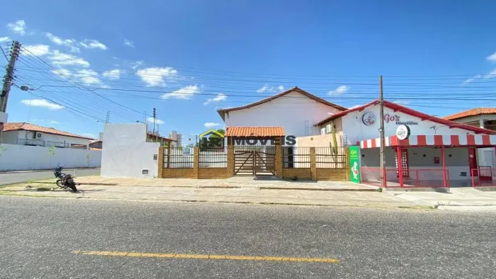 Alugo Casa Comercial no Planalto Ininga Ótima Localização