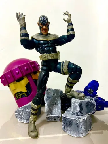 Mercenário - Bullseye Marvel Legends Toy Biz Clássico