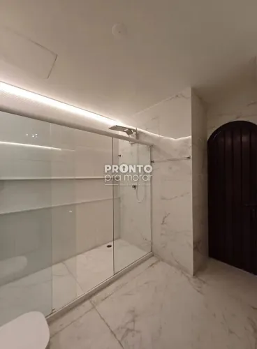 Casa com 6 quartos em Várzea
