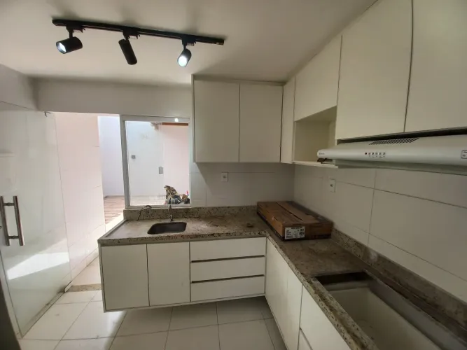 Casa para locação no CONDOMÍNIO PORTINARI - R. CANAÃ - SIM, SIM, Feira de Santana, BA