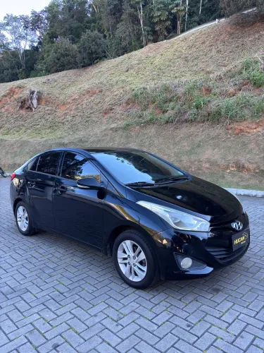 Hyundai HB20S Premium 1.6 Flex 16V Aut. 4P 2014
