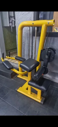 Máquina de glúteos linha Righetto Artex