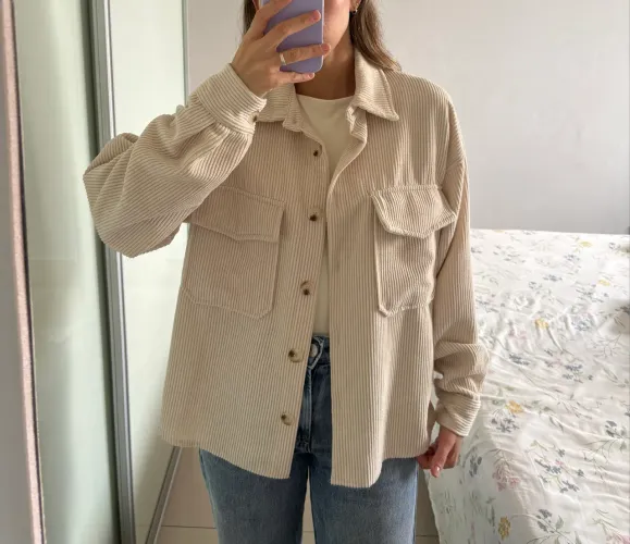 Casaco com Bolso Bege - SHEIN 