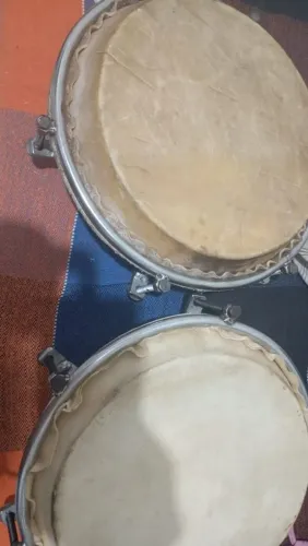 Par de congas compacta Luther 