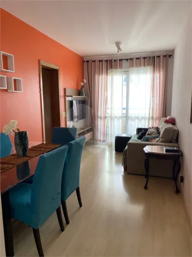 Apartamento com 3 quartos para locação em Boa vista - RS