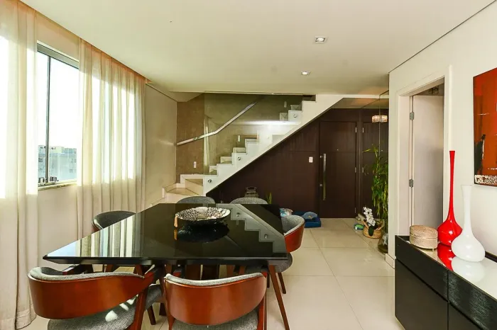 Apartamento à Venda - Colégio Batista, 3 Quartos, 190 m2