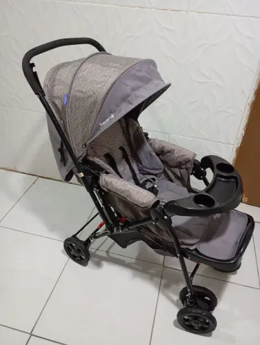 Carrinho de bebê Cosco unissex