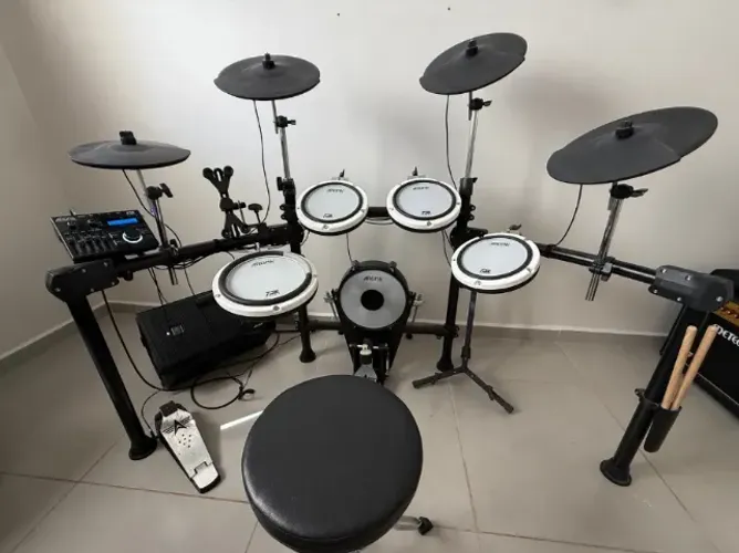 Bateria Eletrônica Aroma TDX-25 II Pouco usada