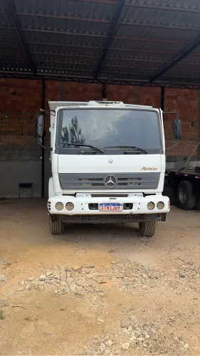 Caçamba Mercedes 2729k