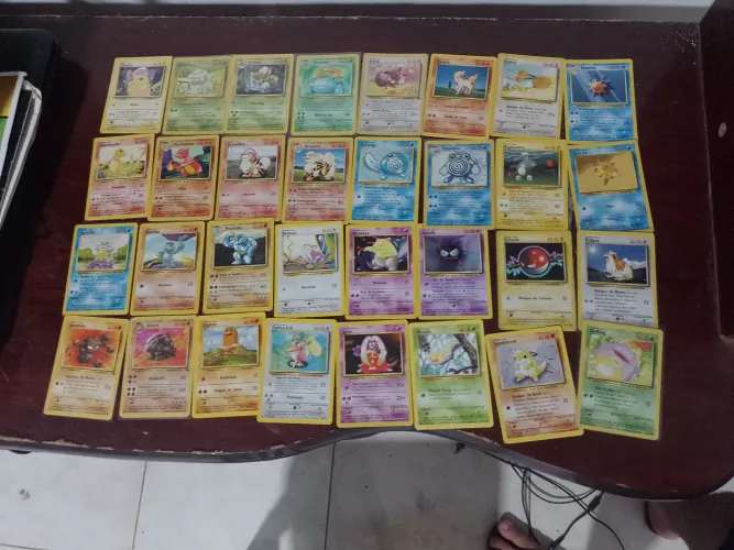 Lote de cartas vintage Pokémon Base Set