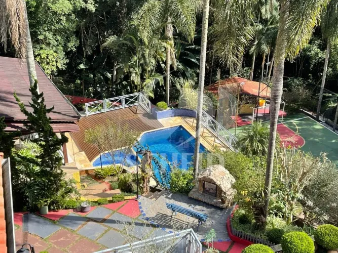 Casa maravilhosa a venda no Interlagos Sul, com excelente infraestrutura e lazer!
