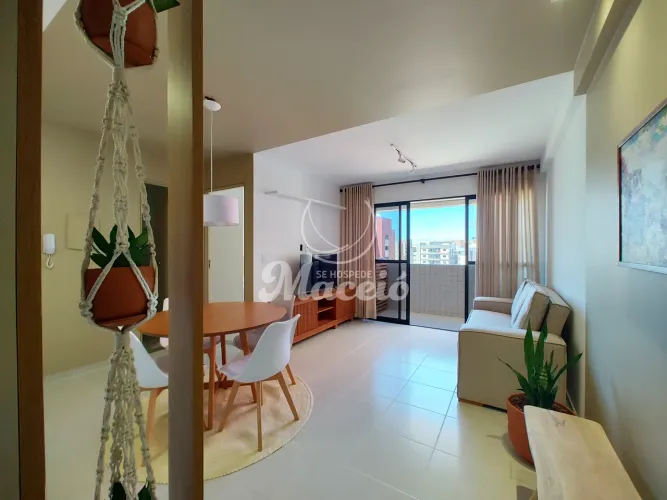 Quarto e sala decorado e mobiliado em localização privilegiada em Maceió