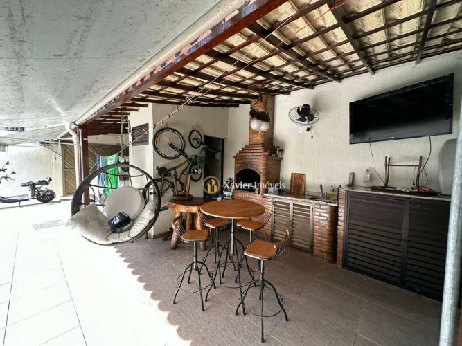 Casa com 4 dormitórios para alugar, 200 m² por R$ 7.500,00/mês - Califórnia - Nova Iguaçu/