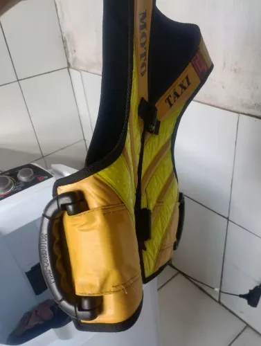Colete moto táxi