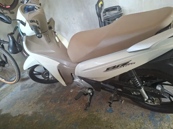 Honda Biz Impecável ? Econômica e Nova