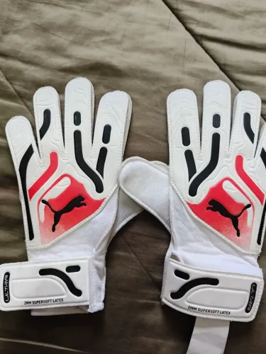 Luva de goleiro Puma Ultra Play RC