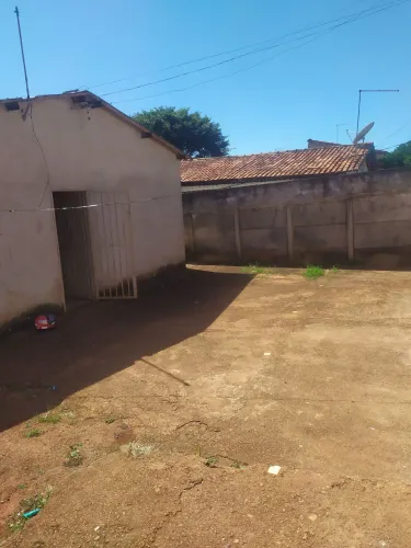Vendo casa urgente no parque Los Angeles em goianira