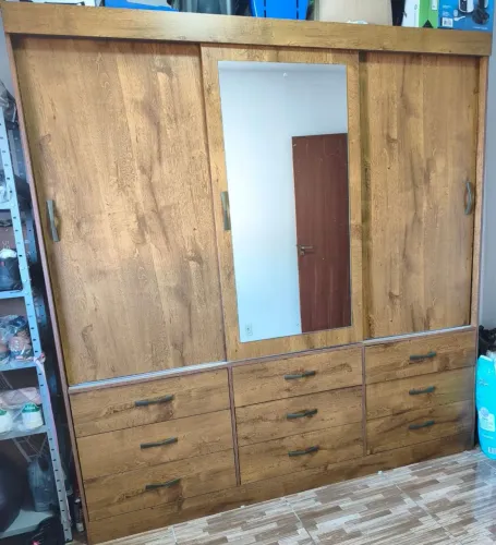 Vendo Guarda roupa casal