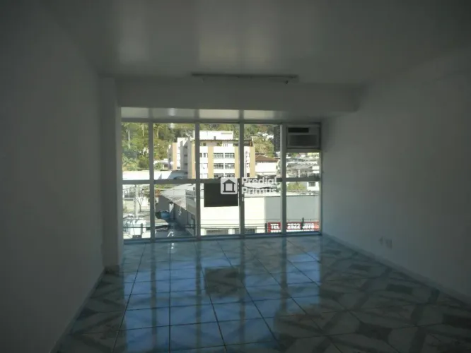 Sala para alugar, 26 m² por R$ 1.080,00/mês - Vilage - Nova Friburgo/RJ