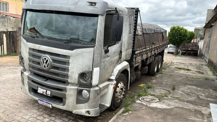 Vendo adubo de bode e gado carrada com 25 metros cúbicos 