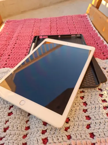 iPad 10,2'' 8ª Geração Wi-fi + Cellular 32gb Prateado Apple